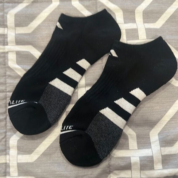 ✅Last deal✅Adidas socks 🧦 - Picture 1 of 2